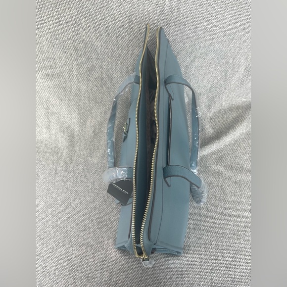 New! Limited Edition 100th Anniversary-London Fog Large Light Blue Tote - Picture 8 of 16